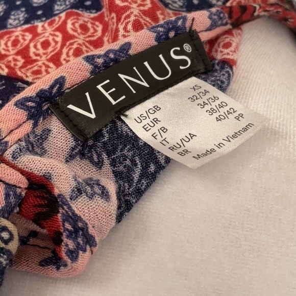 Venus Boho Flutter Sleeve Romper - Picture 13 of 14